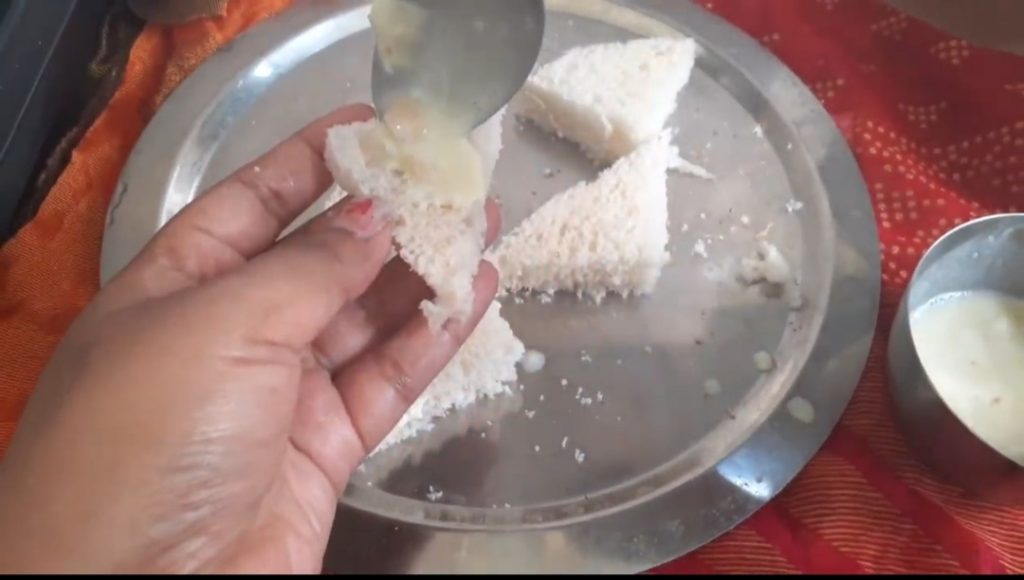 Creamy bread malai sandwich 